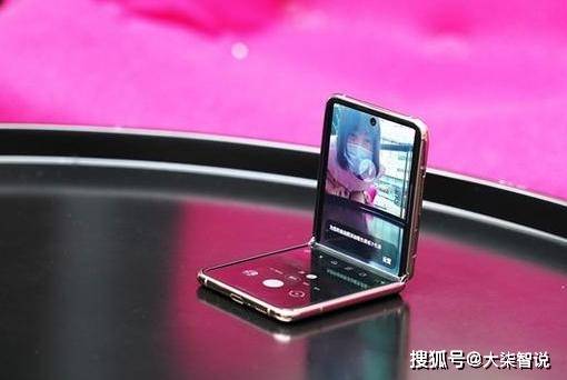 三星i637：智领潮流，卓越性能重塑手机新体验！